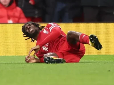 Chấn thương gân khoeo tái phát, Frimpong khiến Liverpool lao đao trước thềm vòng loại trực tiếp