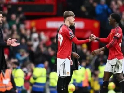 Cảm động! Carrick tạo cơ hội ra mắt MU cho con trai Darren Fletcher, lý do đặc biệt phía sau